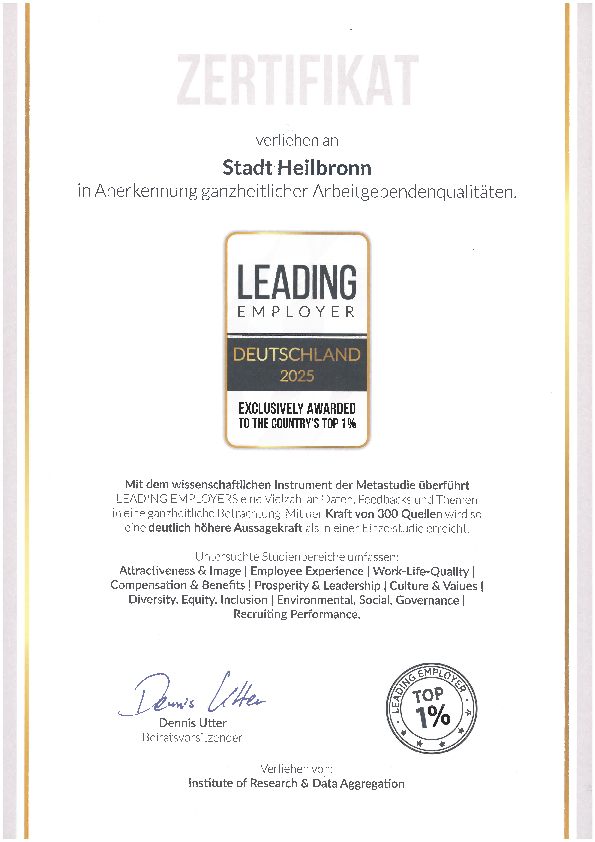 Man sieht das Zertifikat "Leading Employer 2025", das die Stadt Heilbronn erhalten hat.