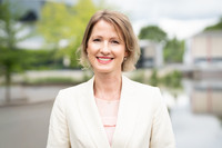 Yvonne Keller Yvonne Keller