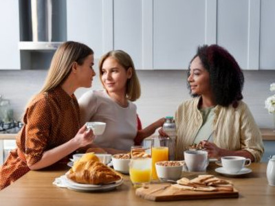 Frauenfrühstück, KI-generiertes Foto (Stadt Heilbronn/Jürgen Häffner)
