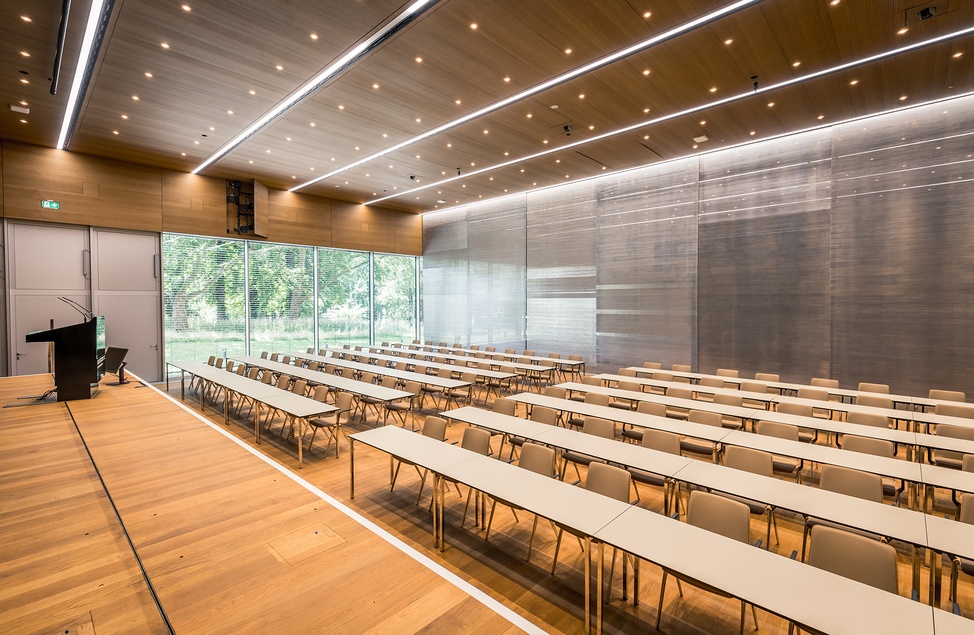 Bildungscampus Heilbronn: Aula - halber Saal Bildungscampus Heilbronn: Aula - halber Saal