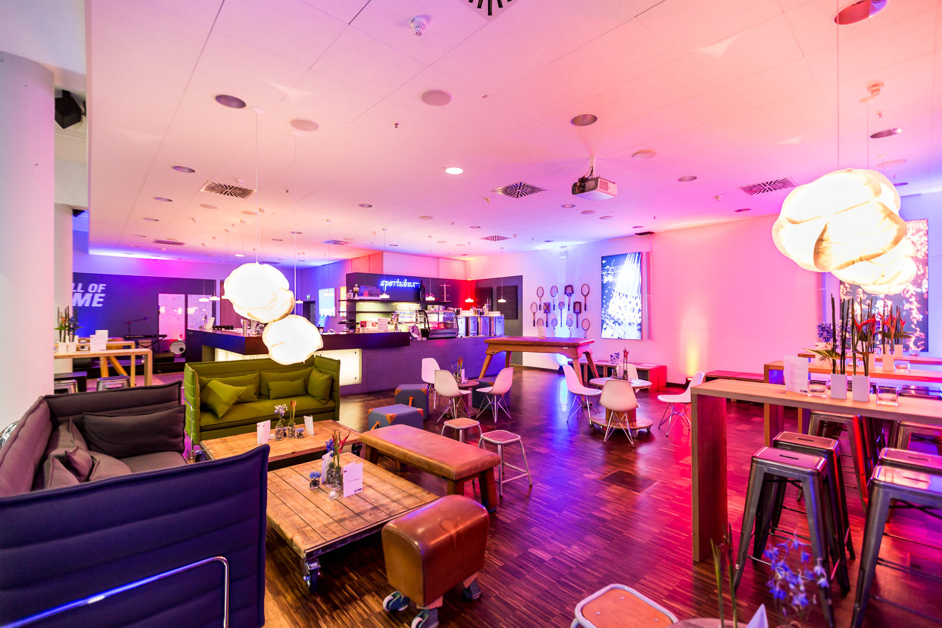 Intersport redblue sportsbar Intersport redblue sportsbar