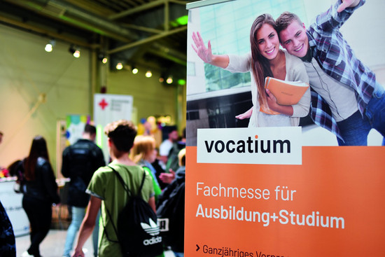 Gut vorbereitete Schüler*innen kommen zu terminierten Gesprächen auf die vocatium., © IfT GmbH